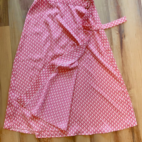 Red and white geo printed skirt H&M - Picture 2 of 4